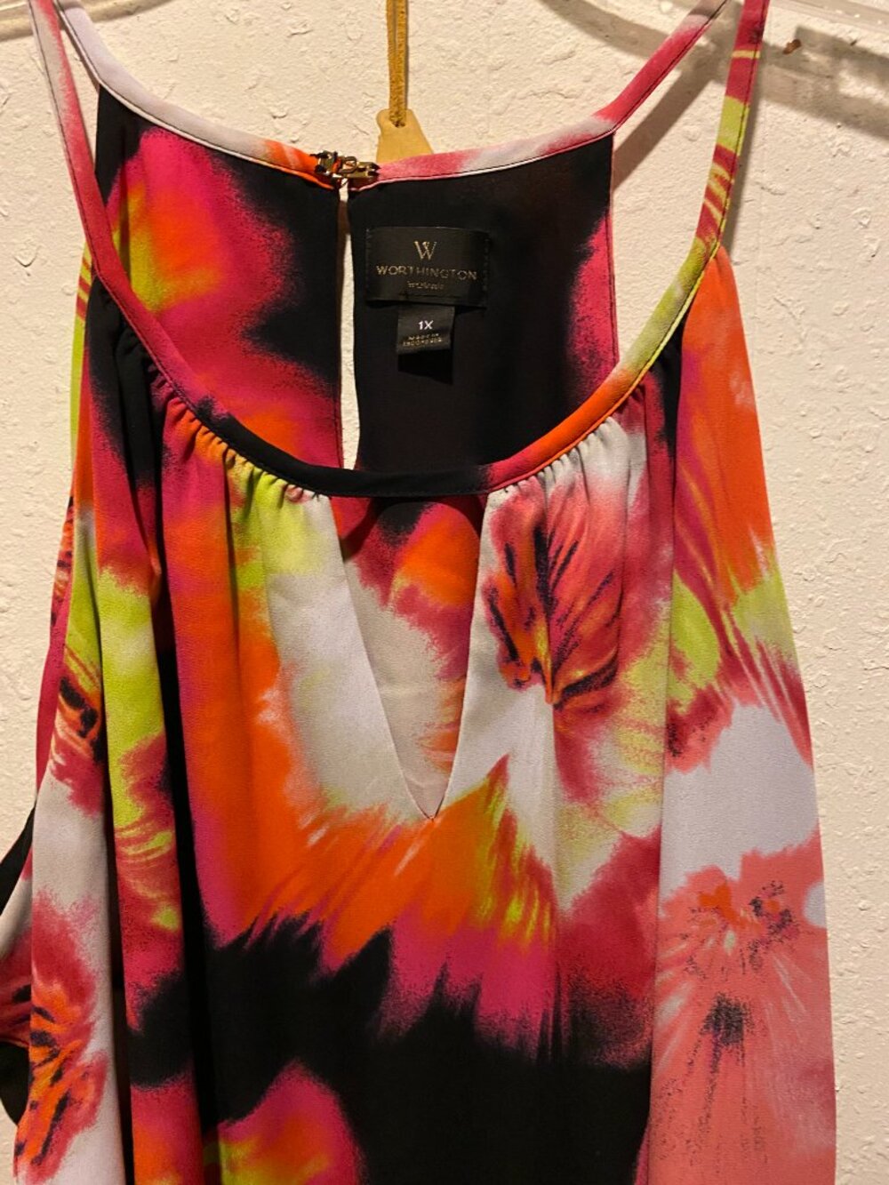 Worthington Woman, asymmetrical. tank/tunic in tropical floral design, size 1X